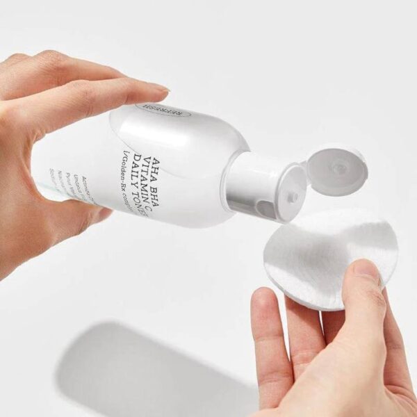 Refresh AHA BHA Vitamin C Daily Toner - Αναζωογονητική τονωτική λοσιόν με βιταμίνη C και οξέα