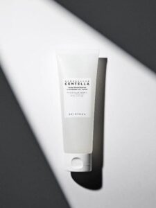 Madagascar Centella Tone Brightening Cleansing Gel Foam – Καθαριστικό τζελ για φωτεινό δέρμα