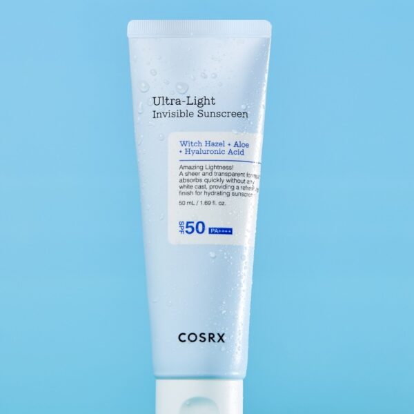 COSRX Ultra-Light Invisible Sunscreen – Super λεπτόρρευστο ενυδατικό αντιηλιακό με υψηλή προστασία
